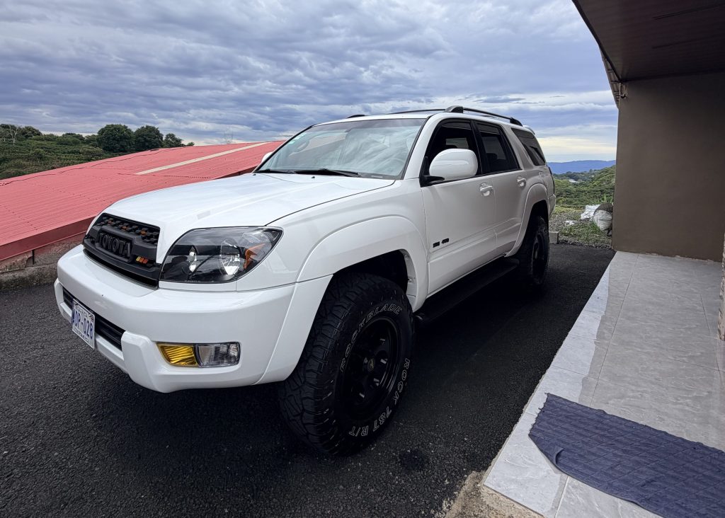 Buying a Car in Costa Rica: A Four-Day Trip to San Jose We Didn’t Plan&nbsp;For.